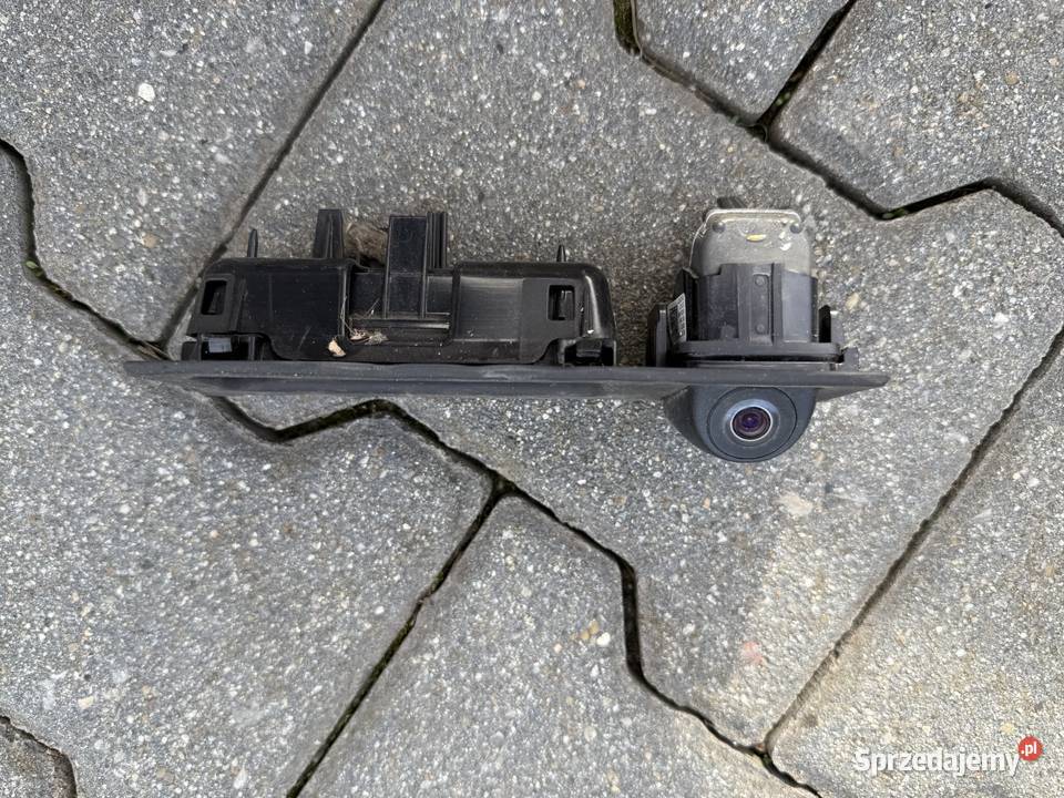 Klamka tylnej klapy z kamerą cofania BMW F10 Brzozówka