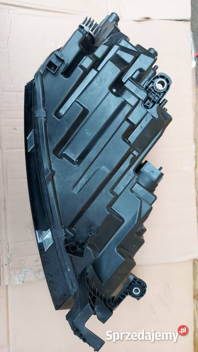 Lampa full led Skoda OE 5E4941015 Octavia 2021 dolnośląskie Mirsk