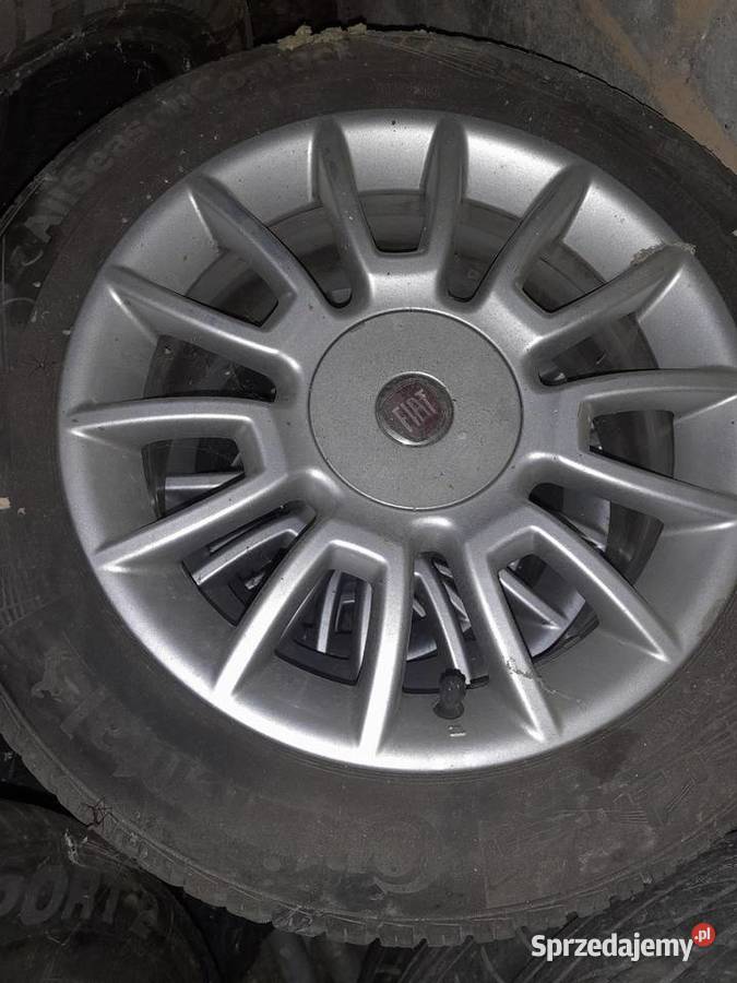 Alufelgi Fiat z ładnymi oponami Samochodowe Gniezno sprzedam