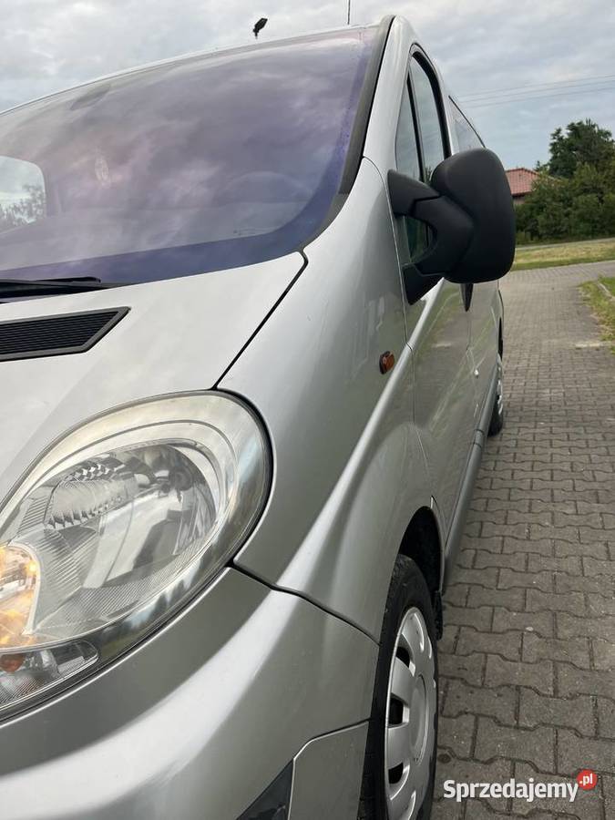 Vivaro 20 9 osób orginal Vivaro Wrocław