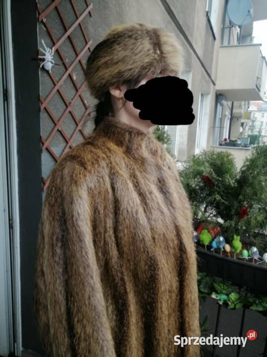 Płaszcz z futra nutrii zestaw płaszcz i czapka z Zimowa Poznań