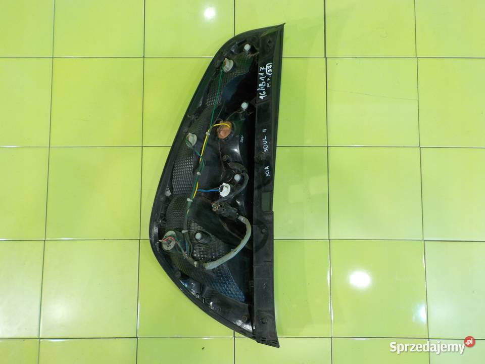 KIA SOUL II 16 CRDI 15r 5D lampa prawa tyl Lampy tylne Suków