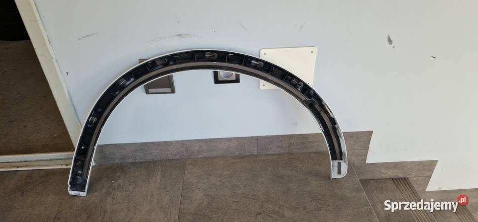 AUDI Q3 8U0853818CD LISTWA BŁOTNIKA PRAWY TYŁ Kończyce Małe