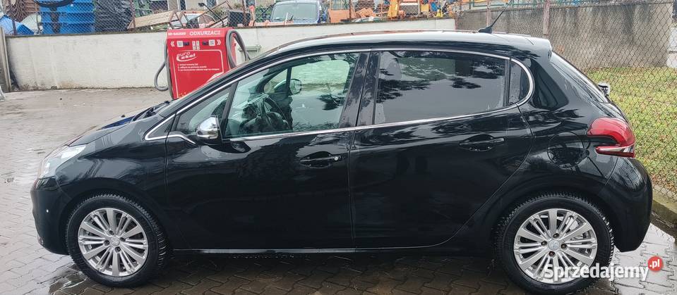 Peugeot 208 I 12 Allure Dzierżoniów