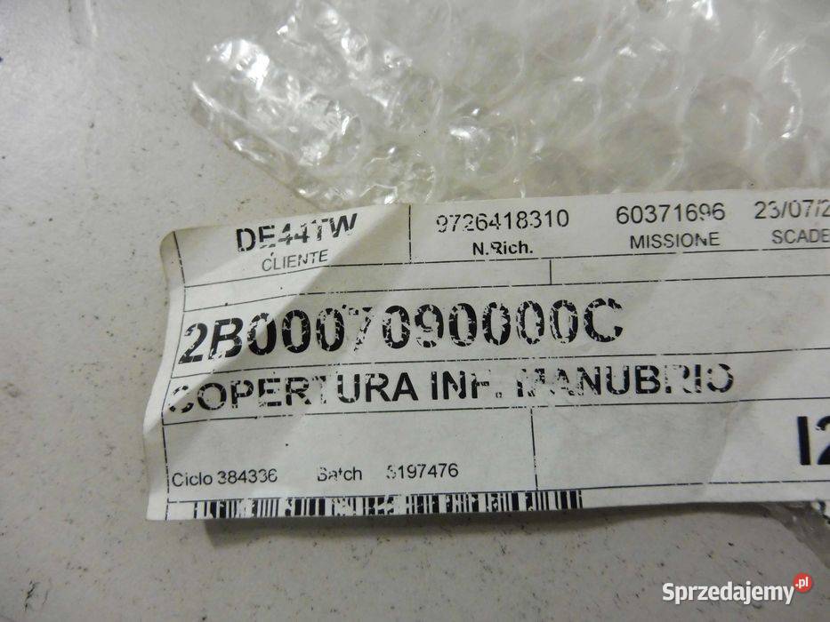 Piaggio MP3 300 500 nowa obudowa kierownicy wielkopolskie Poznań