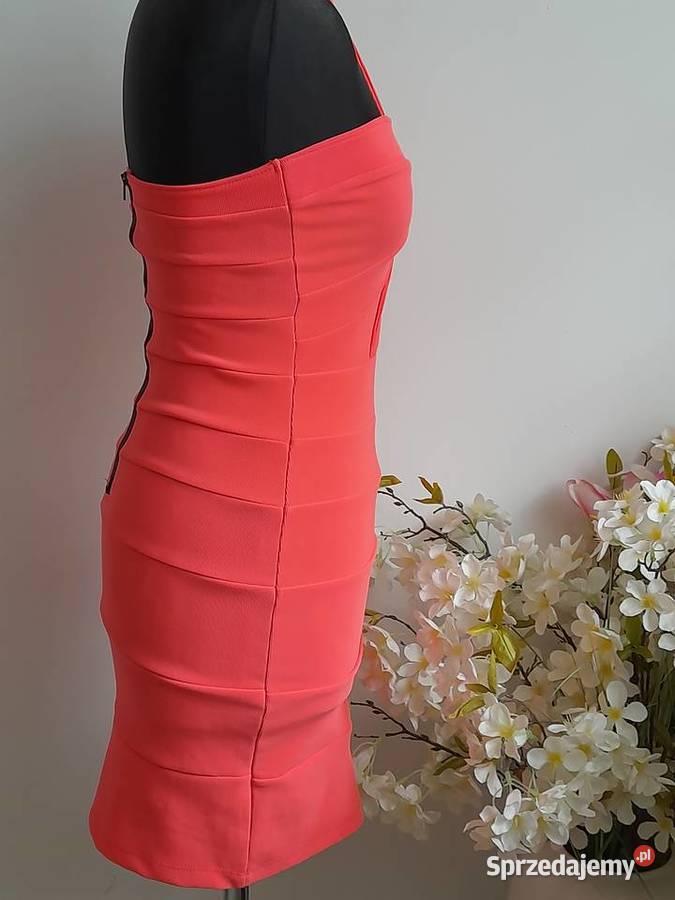 Sukienka marki Topshop S Bez wzoru Bogatynia