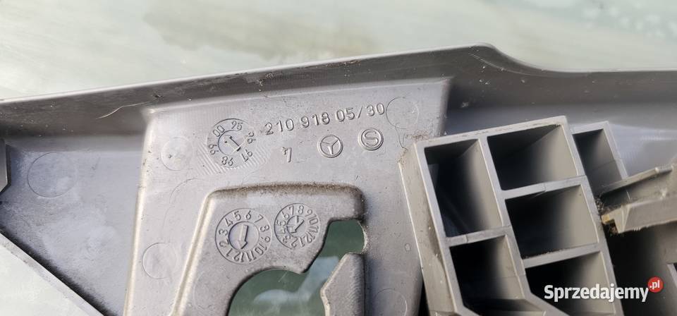 Oslona fotela lewy przód mercedes w210 lift Zbąszyń