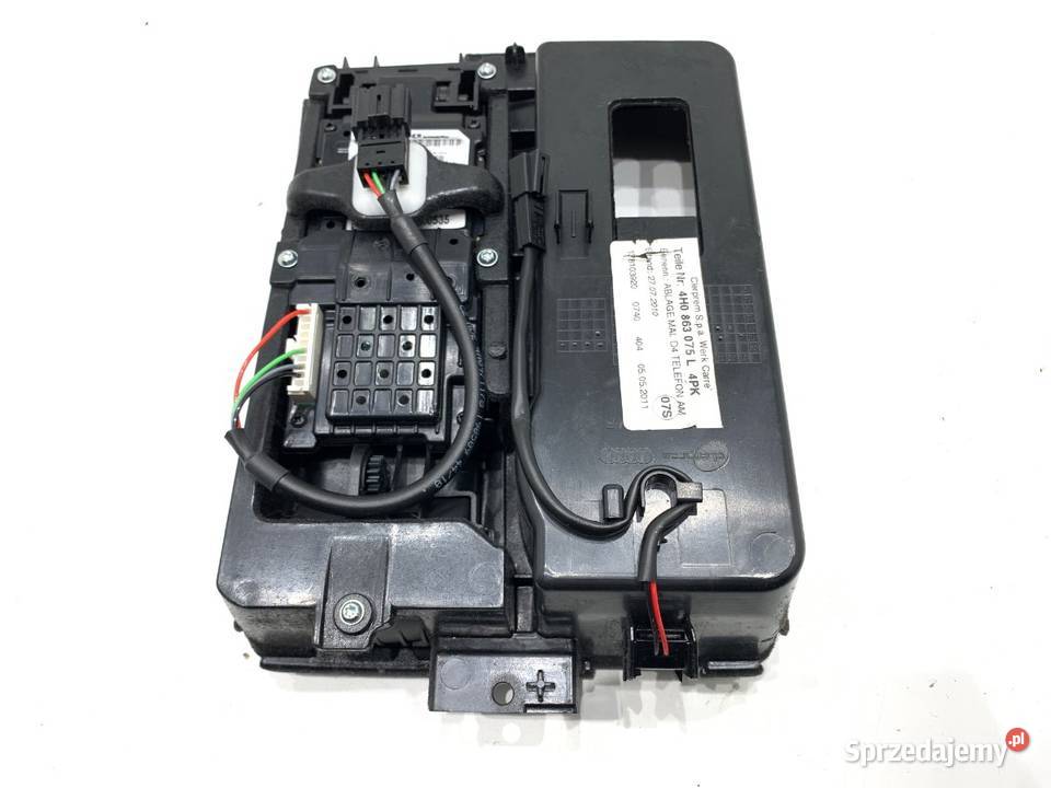 SCHOWEK TELEFONU AUDI A8 D4 SedanLimuzyna 0918