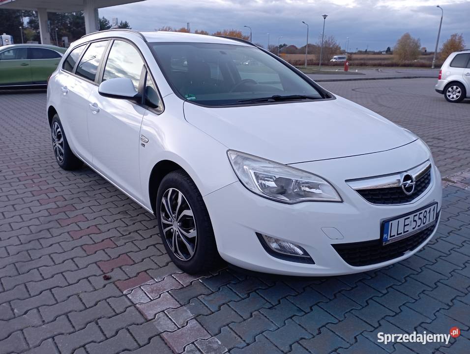 OPEL ASTRA J 14 TURBO Łęczna sprzedam