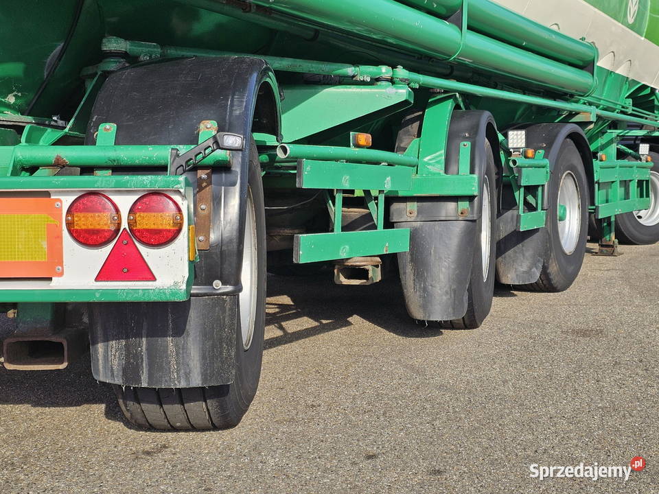 Naczepa Welgro do paszy komorowa Warszawa