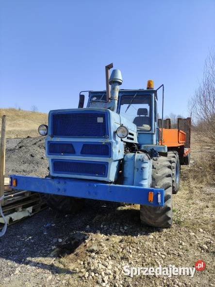 Kirowiec T 150 Skalbmierz