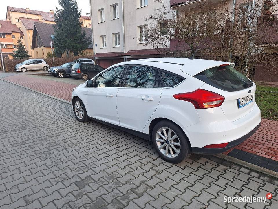 Piękny Ford Focus Puławy