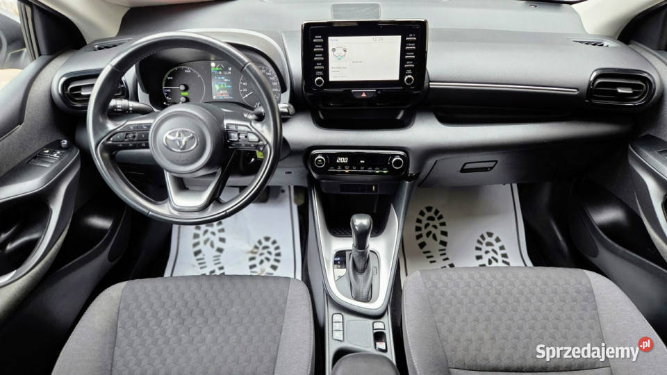Toyota Yaris 15 Hybrid 116 COMPORT Salon I ogranicznik prędkości Aleksandrów Łódzki