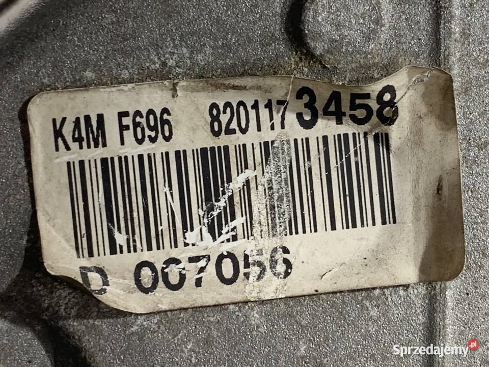 SILNIK DACIA 16 105 K4MF696 1018 DUSTER