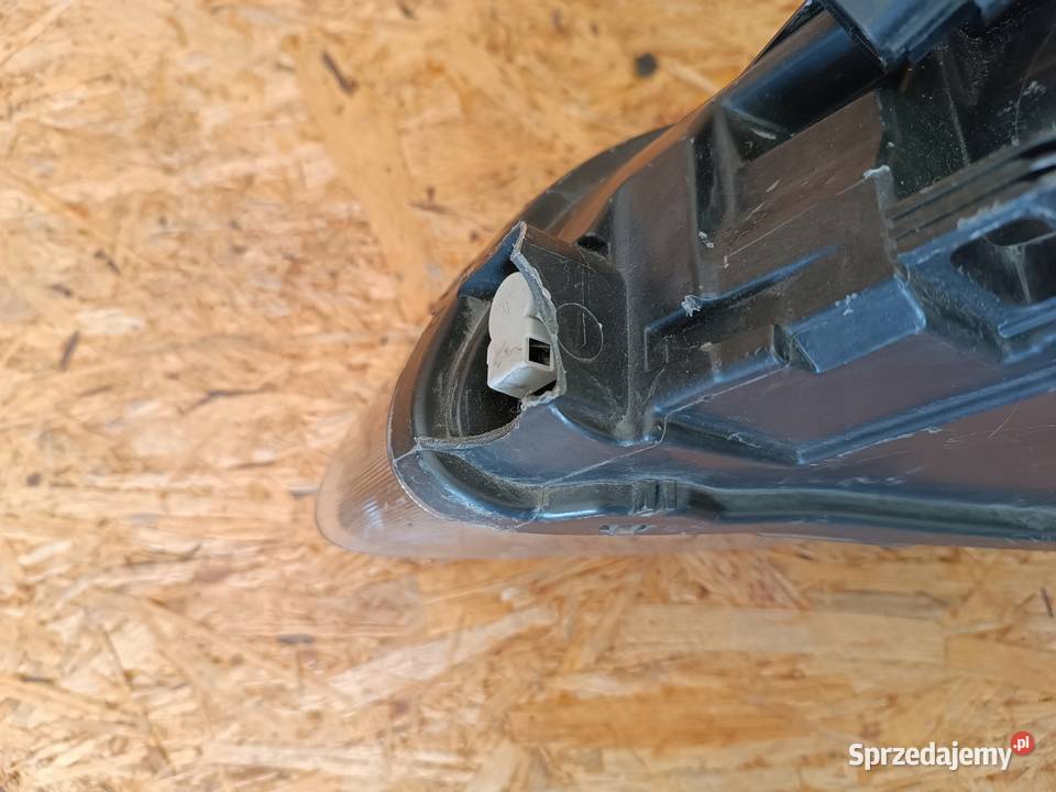 LAMPA PRAWY PRZÓD EU XENON VOLVO S60 V60 LIFT Nowy Tomyśl