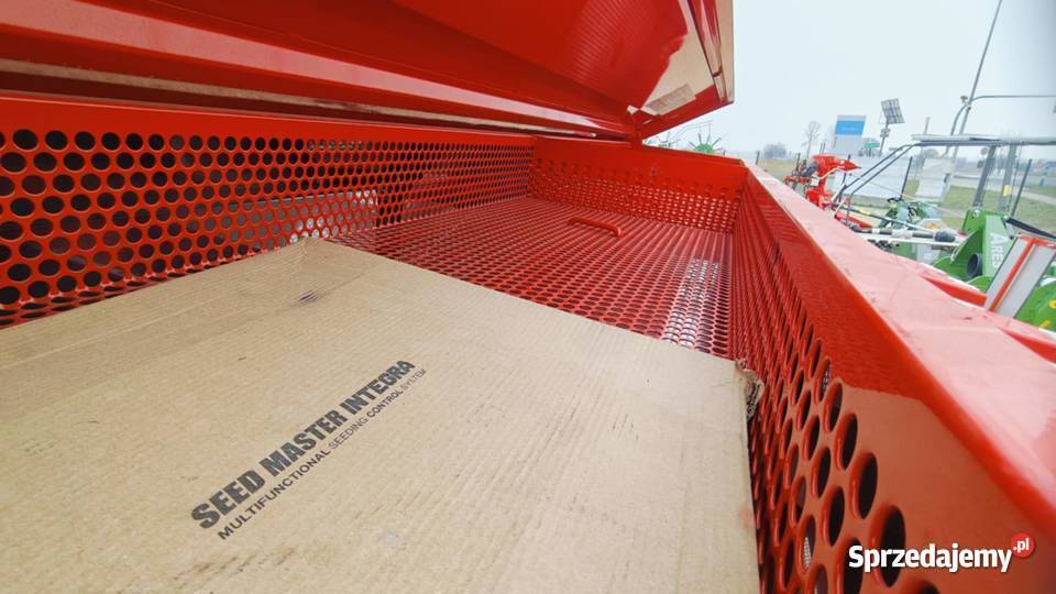 Siewnik do kukurydzy 6 rzędów rama Kłodawa