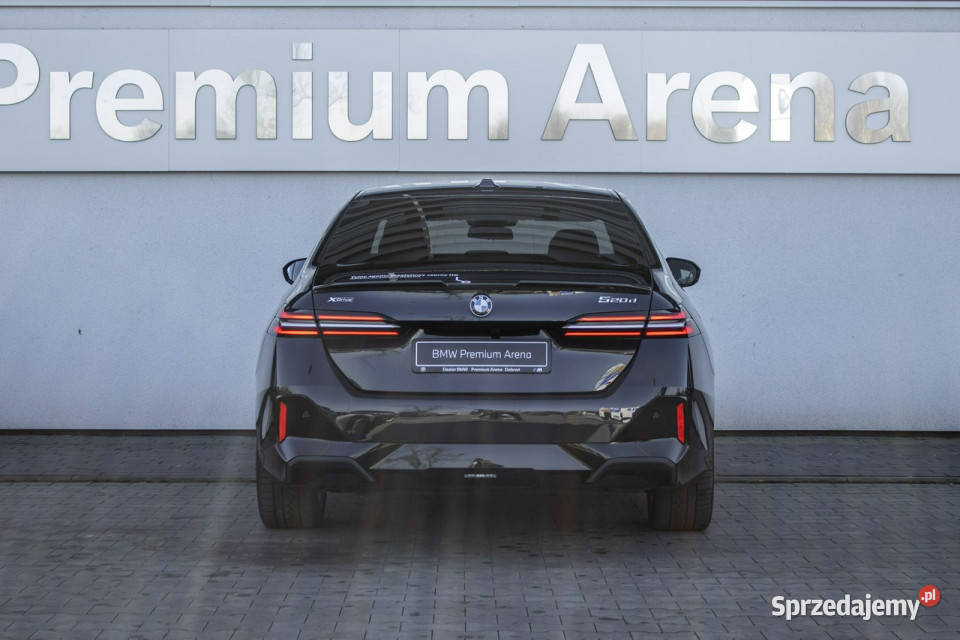 BMW 520 520d xDrive Limuzyna DEMO G60 2023 automatyczna łódzkie