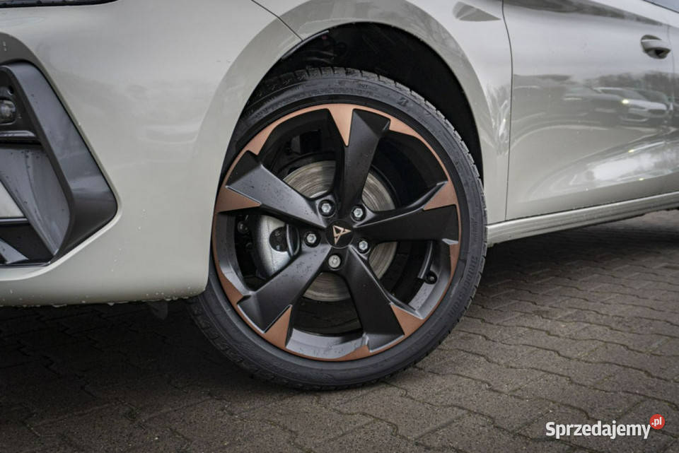 Cupra Leon 15 eTSI 150 DSG Dostępny ręki czujnik deszczu Leon Łódź sprzedam