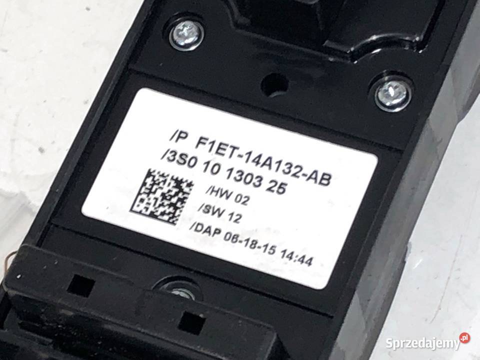 PRZEŁĄCZNIK SZYB FORD KUGA II F1ET14A132AB SUV Mechanizmy opuszczania szyb