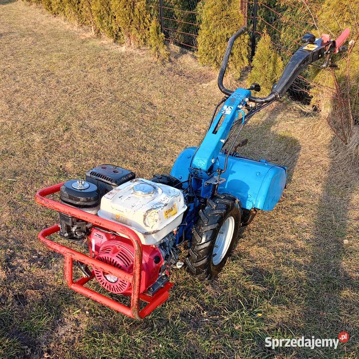 Glebogryzarka spalinowa ciągniczek dzik małopolskie Miechów