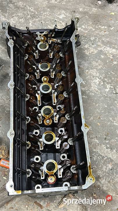 Głowica m54b25 osobowe Blok silnika Majdan Królewski sprzedam