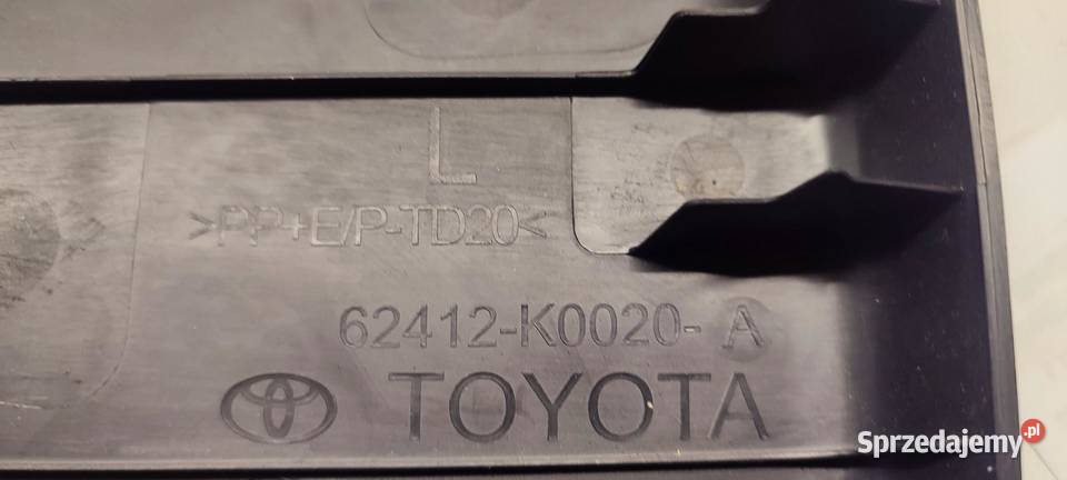 MAZDA 2 TOYOTA YARIS IV OSŁONA SŁUPKA LEWA osobowe dolnośląskie