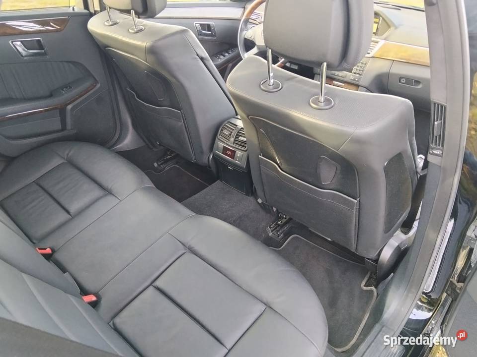 Mercedes E350 Psary