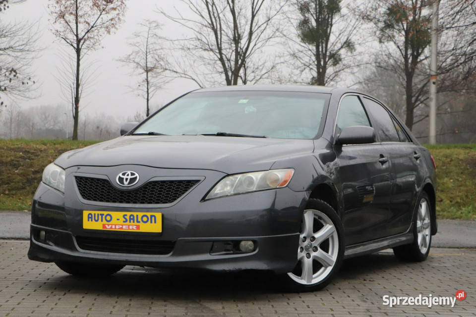 Toyota Camry AUTOMAT aluklima zarejestrowany VI immobilizer