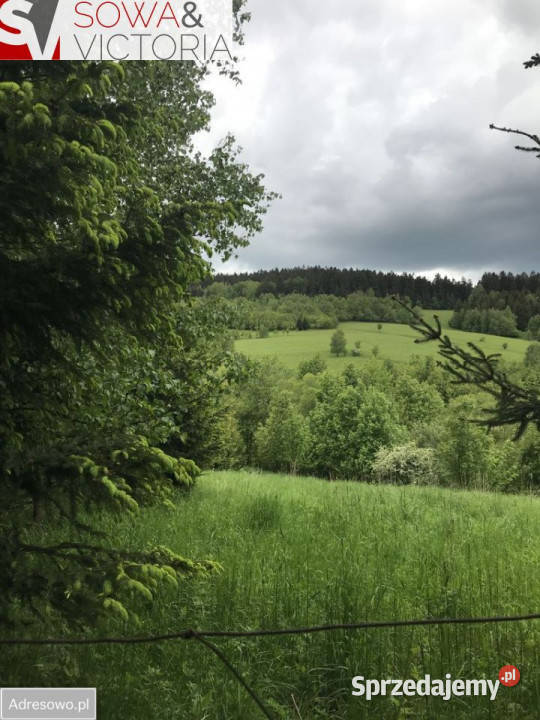 Widok na zachód słońca prąd dostępny na działce Walim