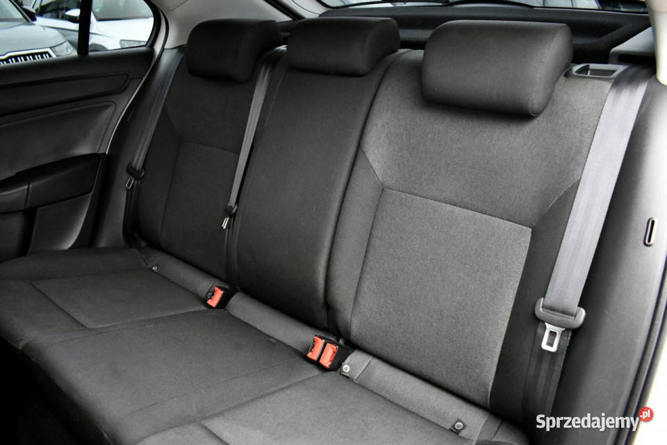 koda RAPID Bezwypadkowy Salon Polska Serwis ASO