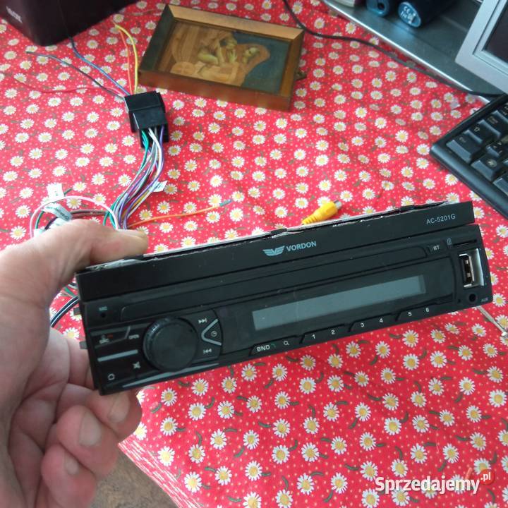 Radio verdon AC5201G DVD wysuwany ekran dvd AUX Szczecin sprzedam