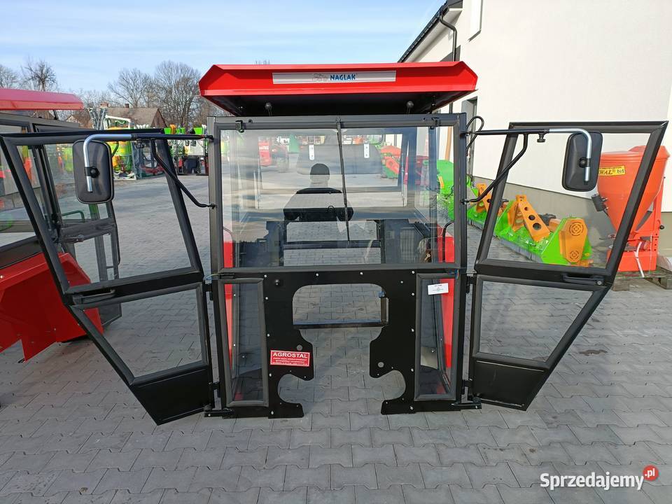 Kabina ciągnikowa NAGLAK do c330 z błotnikami MF Tarnogród