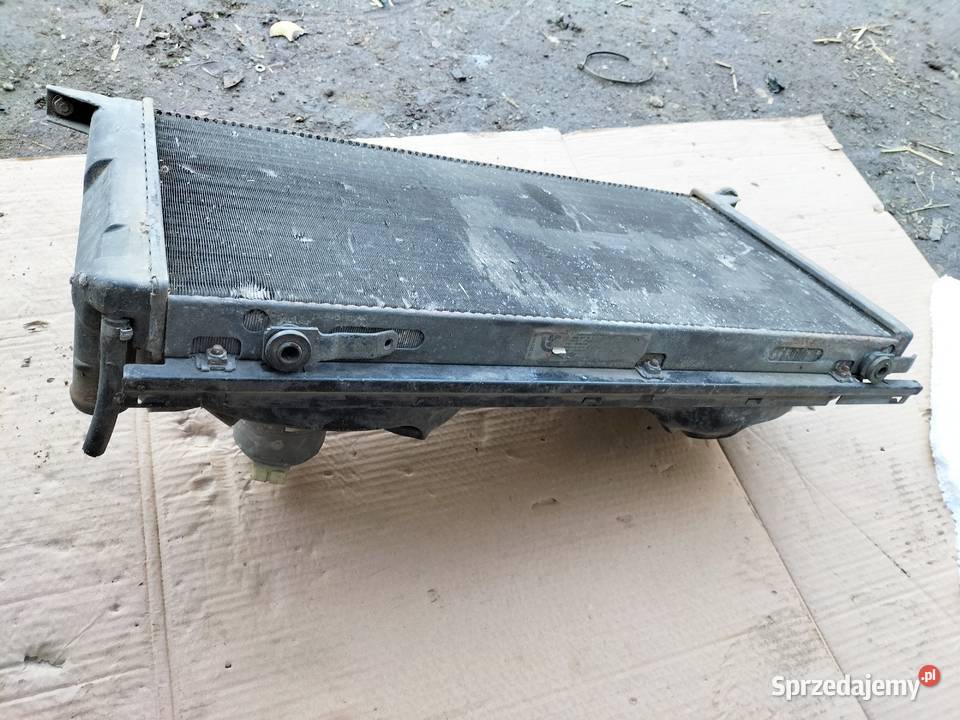 CHŁODNICA WODY WENTYLATOR AUDI 80 B4 20 Chłodnie wody Kamień-Kolonia