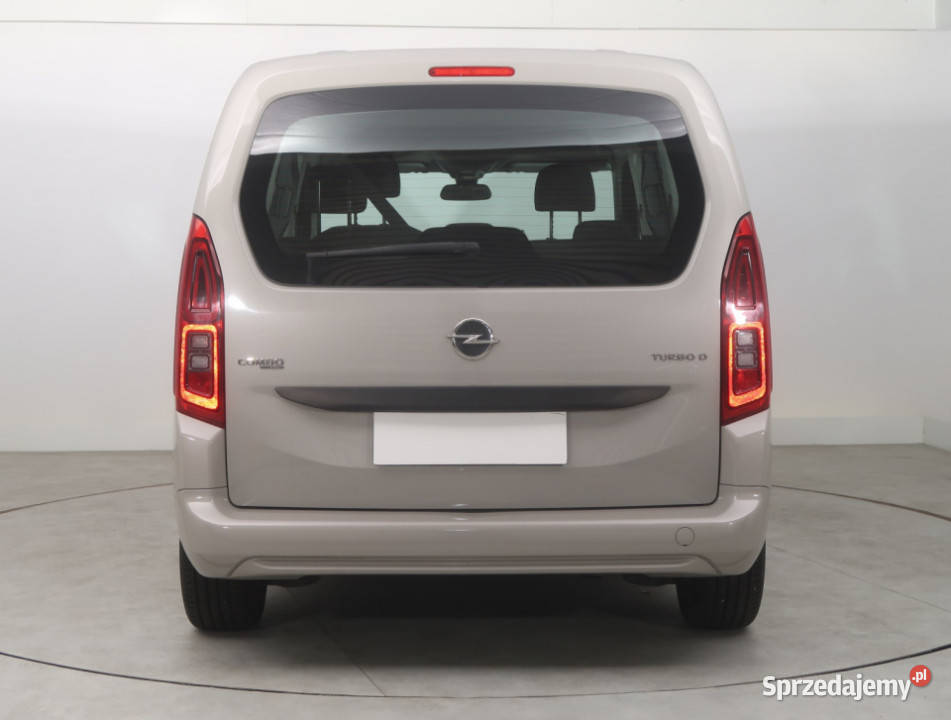 Opel Combo 15 CDTI nieuszkodzony Bielany Wrocławskie