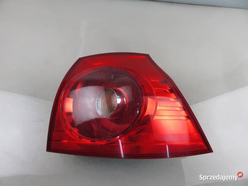 LAMPA PRAWA TYLNA VW GOLF V 1K1 1K6945096Q osobowe