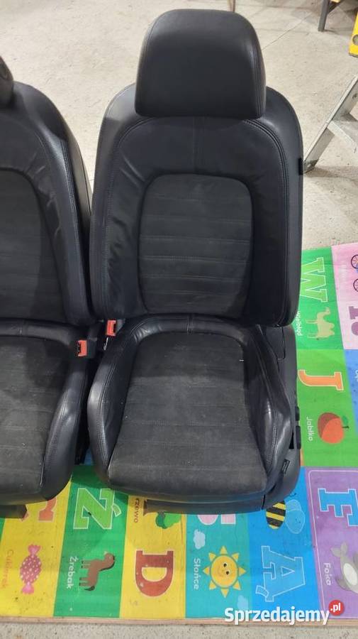 Sprzedam komplet foteli passat b6 b7 kombi łódzkie Łowicz