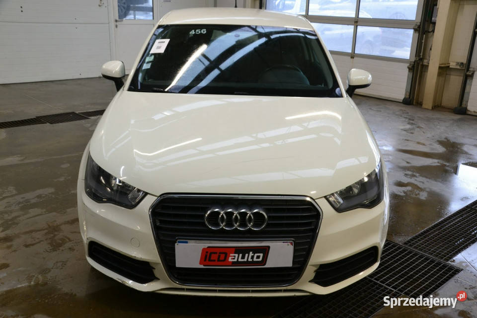 Audi A1 16 tdi 105 ekonomiczny klimatyzacja beżowy A1 Kęty