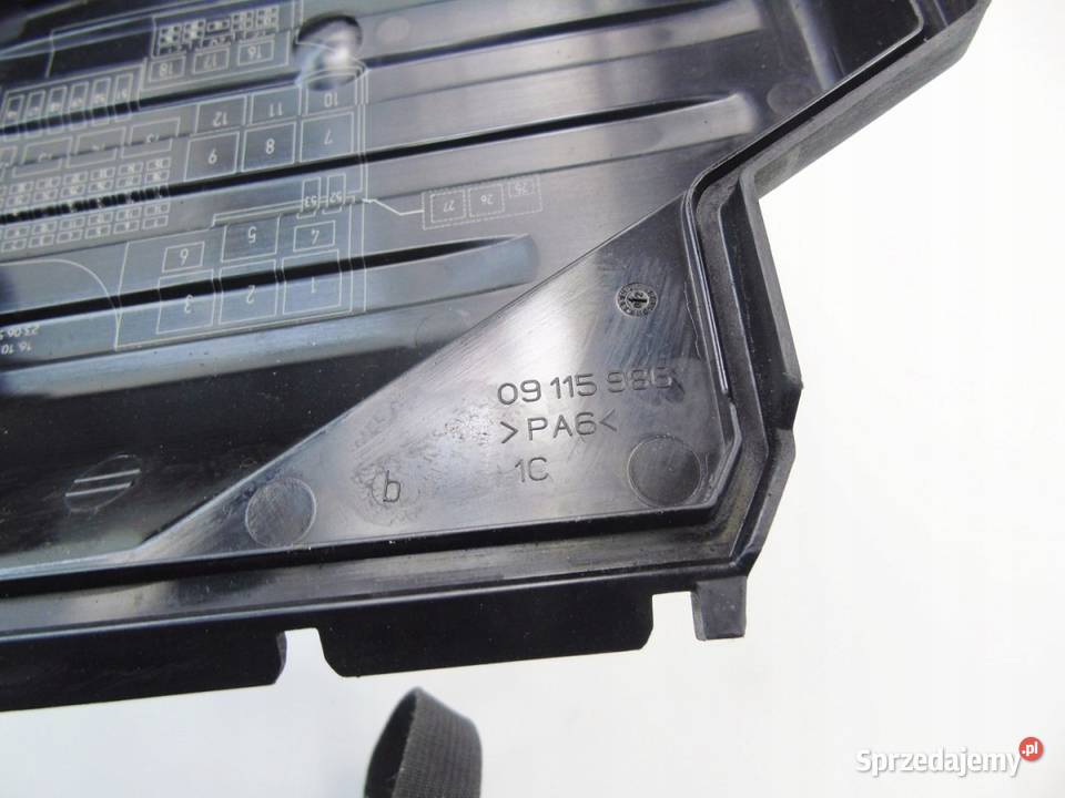 POKRYWA SKRZYNKI BEZPIECZNIKÓW OPEL CORSA C 3 D Sosnowiec