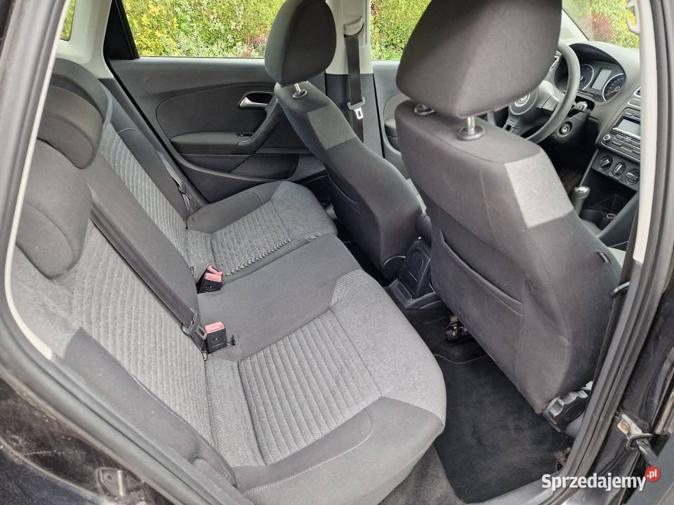 VW Polo V 6R 14 MPI Klimatyzacja Alufelgi wielofunkcyjna kierownica Ryglice sprzedam