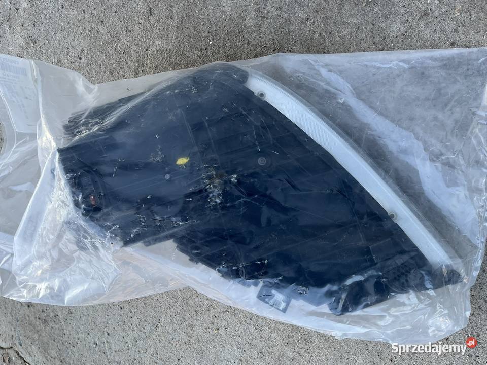 Porsche Cayenne 9PA Przedni prawy reflektor Końskowola