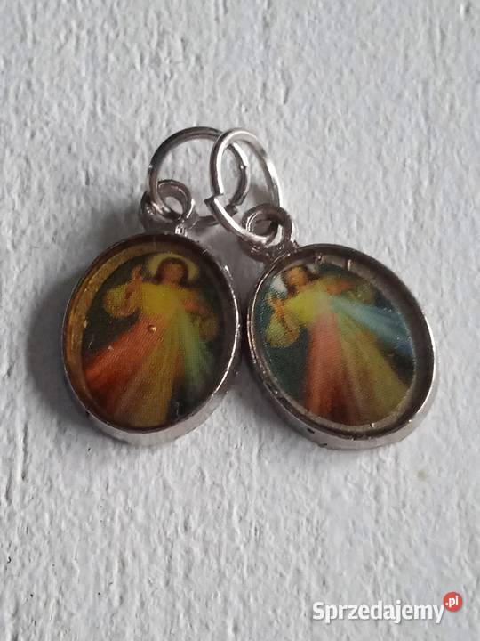 MALEŃKIE MINIATURY MEDALIKI RELIGIJNE DZIECKA sprzedam