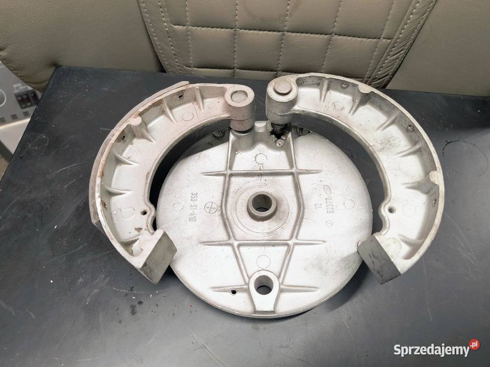 Pokrywa koła ze szczękami hamulcowymi Jawa 353 Wrocław