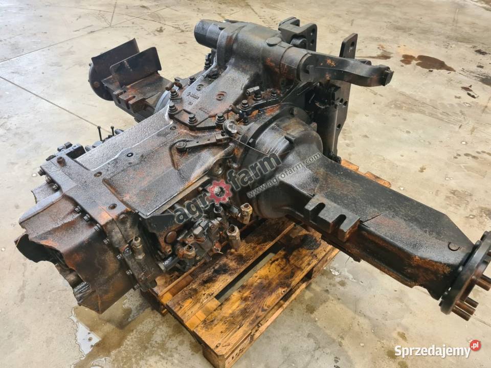 Tylny most Massey Ferguson 5445 851B9