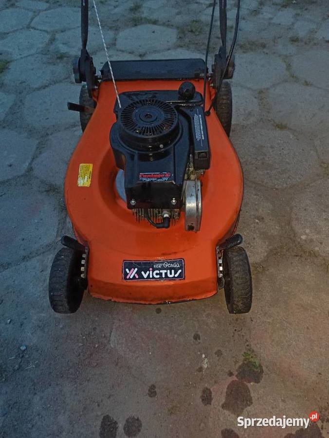 Kosiarką spalonowa z koszem Kłodnica