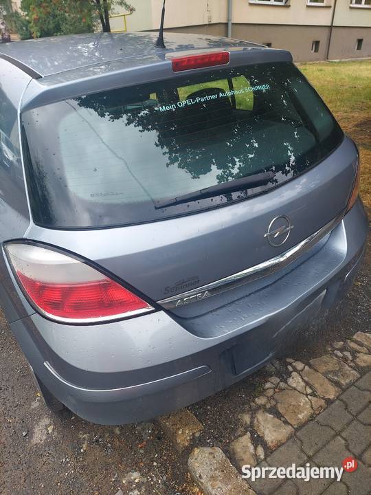Sprzedam Opel Astra H 2005 światła przeciwmgielne Dąbrowa Górnicza sprzedam