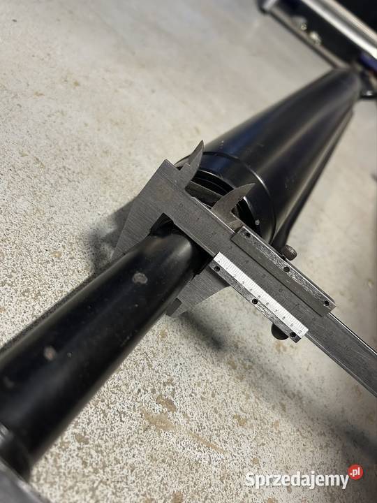 Siłownik hydrauliczny JCB oryginał nowy Gromnik