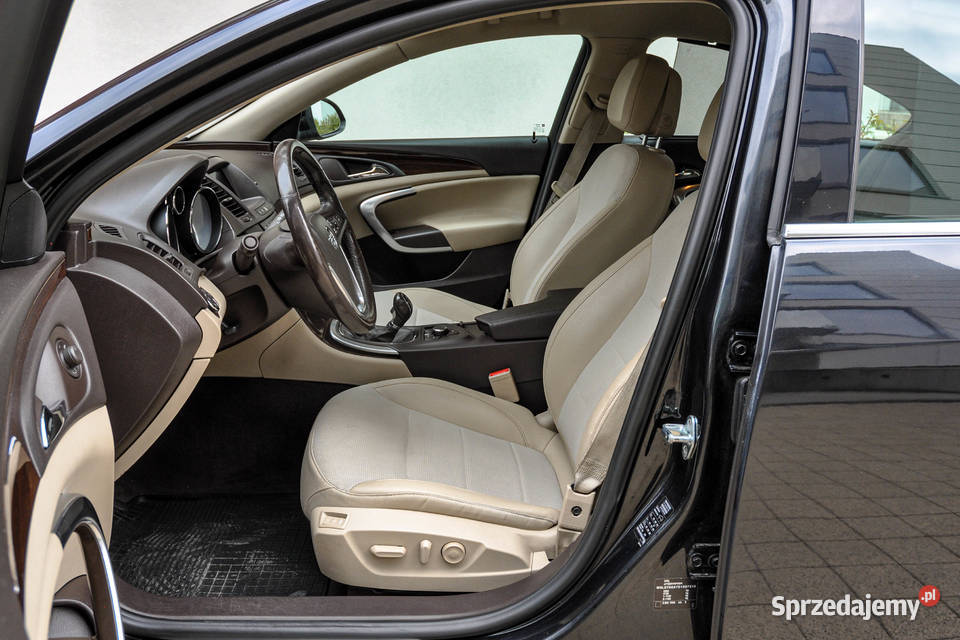 Opel Insignia 20T 250 4x4 Salon 2013 r 250KM