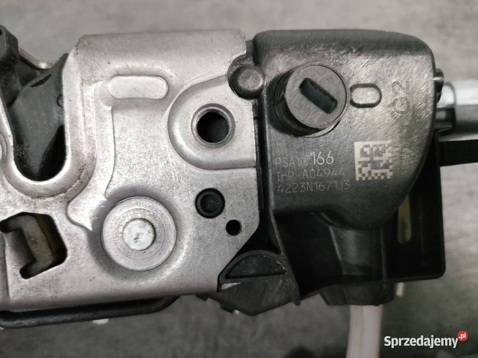 Peugeot 308 I T7 klamka zamek drzwi