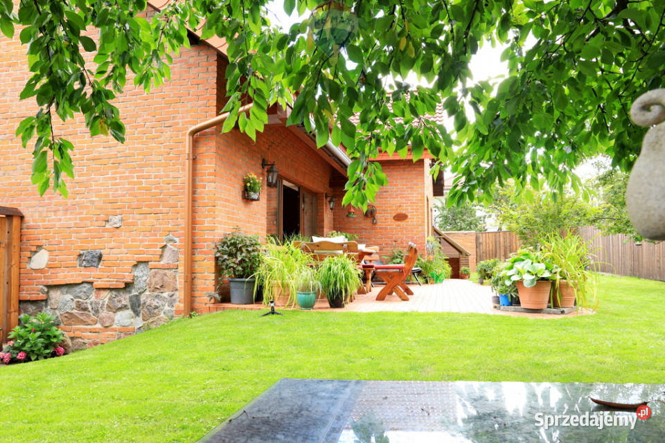 Komfortowy dom w malowniczym Mrągowie asfalt warmińsko-mazurskie