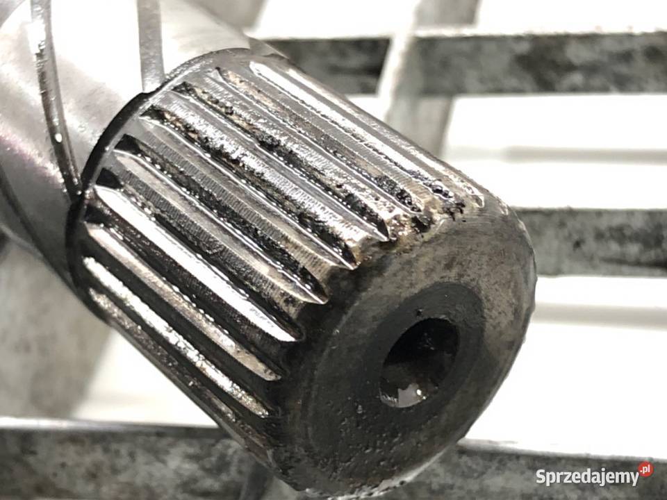 PÓŁOŚ PRAWY PRZÓD DACIA DUSTER 391003147R 16 105